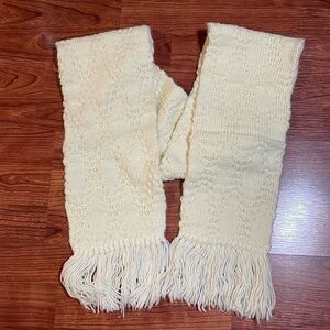 Women Isotoner Scarf
